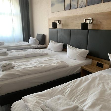 Hotel Bee Fang ฮัมบูร์ก ภายนอก รูปภาพ