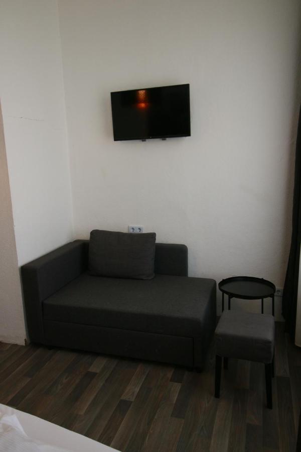 Hotel Bee Fang ฮัมบูร์ก ภายนอก รูปภาพ