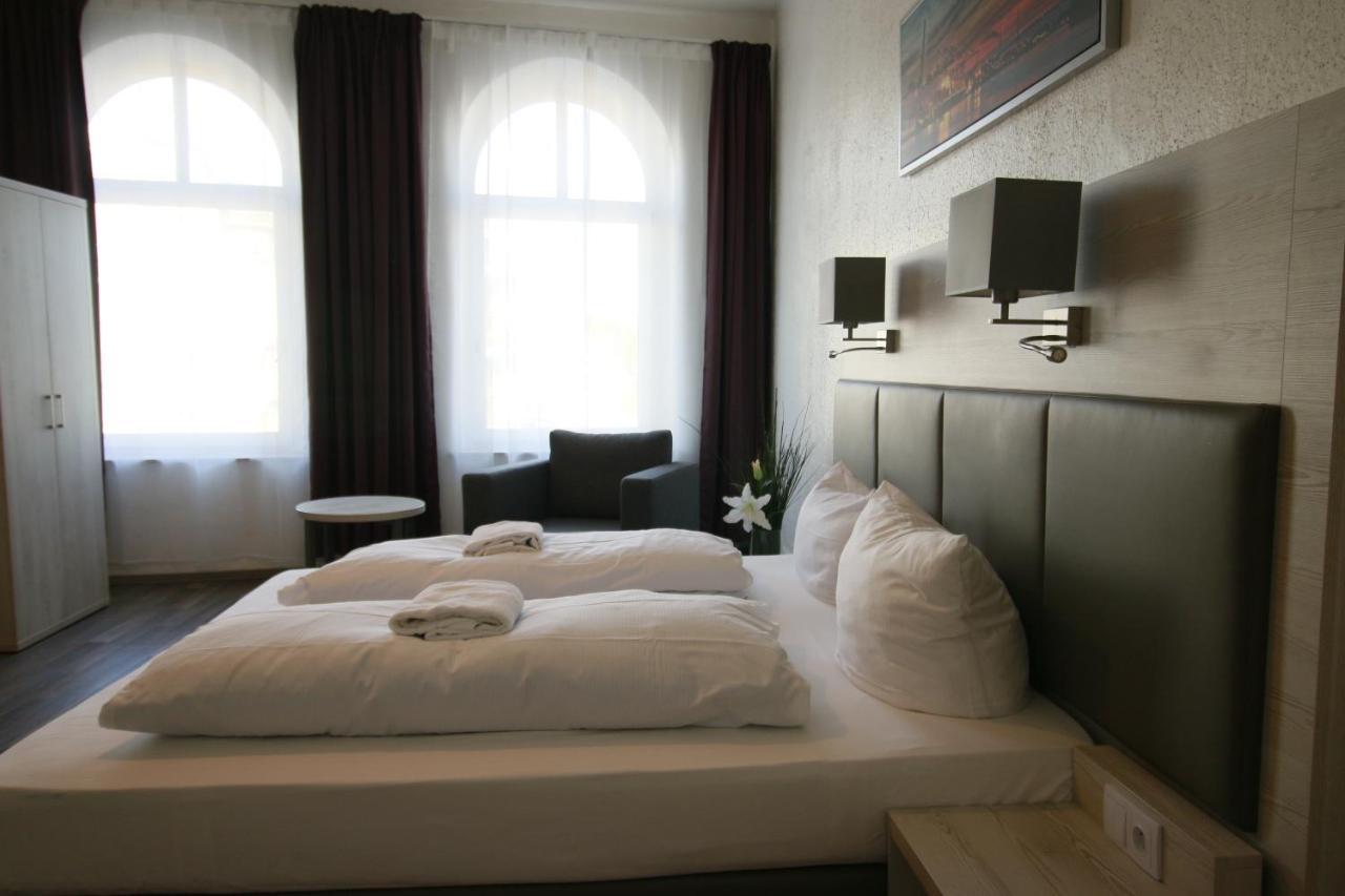 Hotel Bee Fang ฮัมบูร์ก ภายนอก รูปภาพ