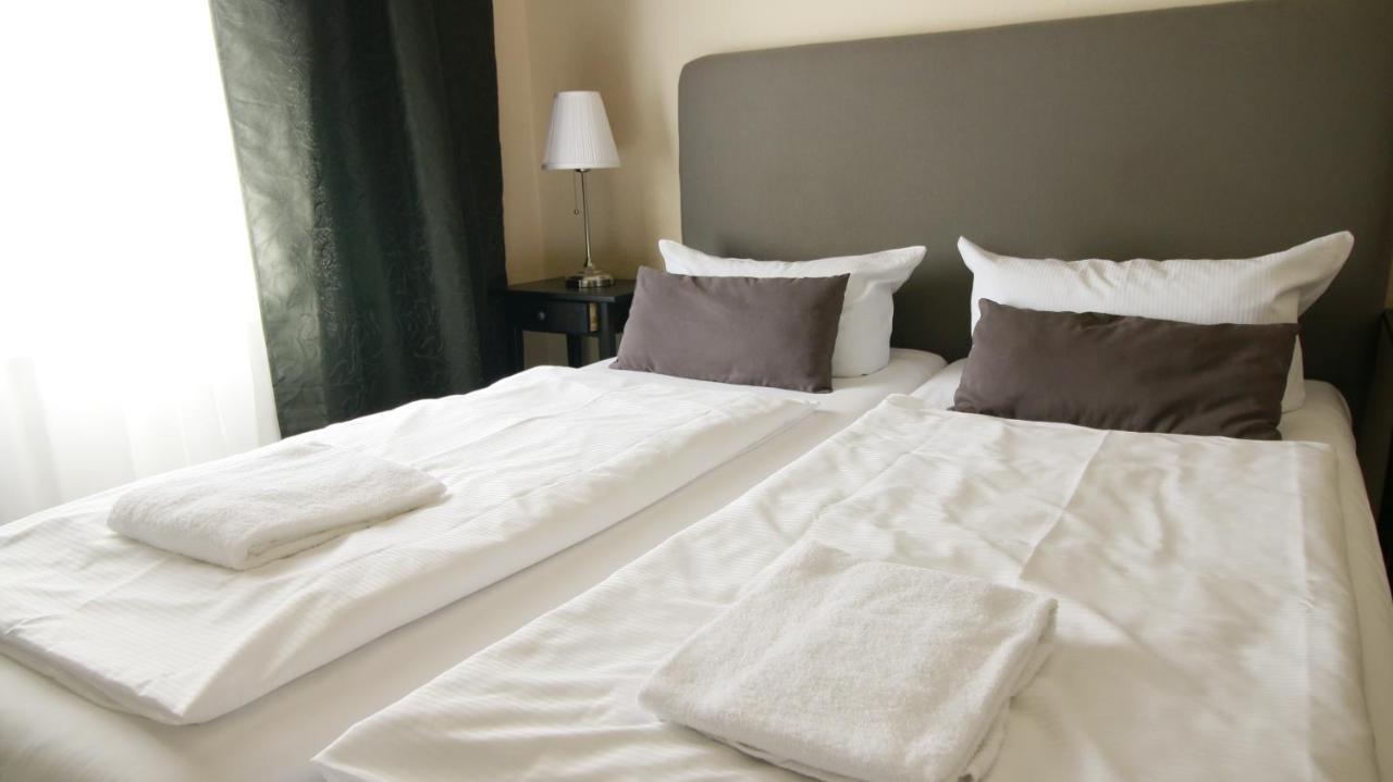 Hotel Bee Fang ฮัมบูร์ก ภายนอก รูปภาพ